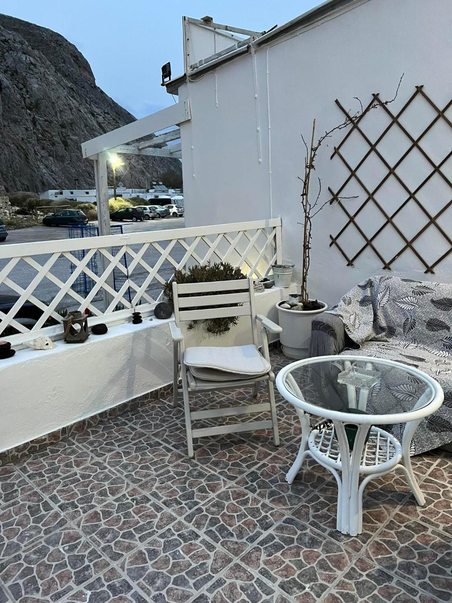 Sagma Beach Rooms Perissa  Exterior photo